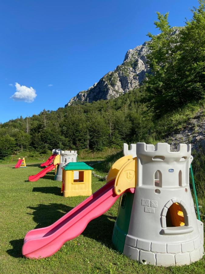 Rifugio Trifoglio Ass. Ostelli Lombardia Valtorta Buitenkant foto